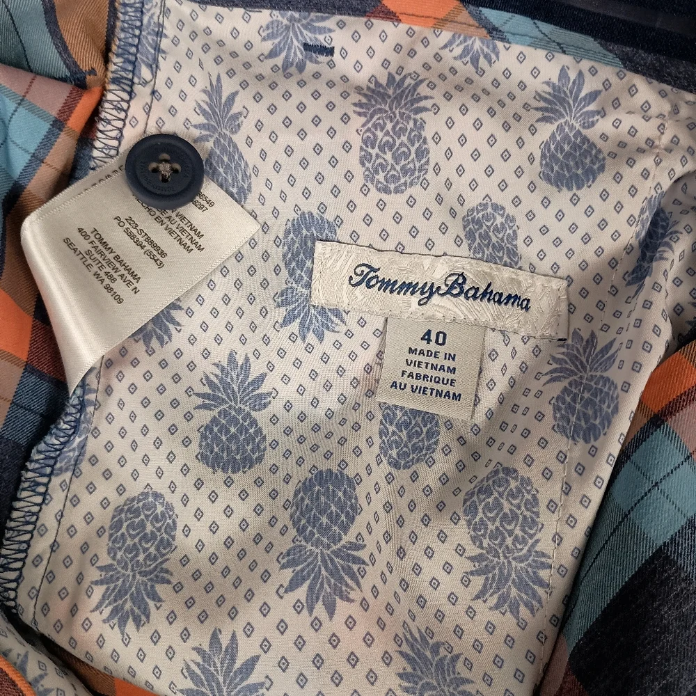 Tommy Bahama Men's Plaid Chino‎ Shorts, Size 40, Cotton, Flat Front, Casual Golf